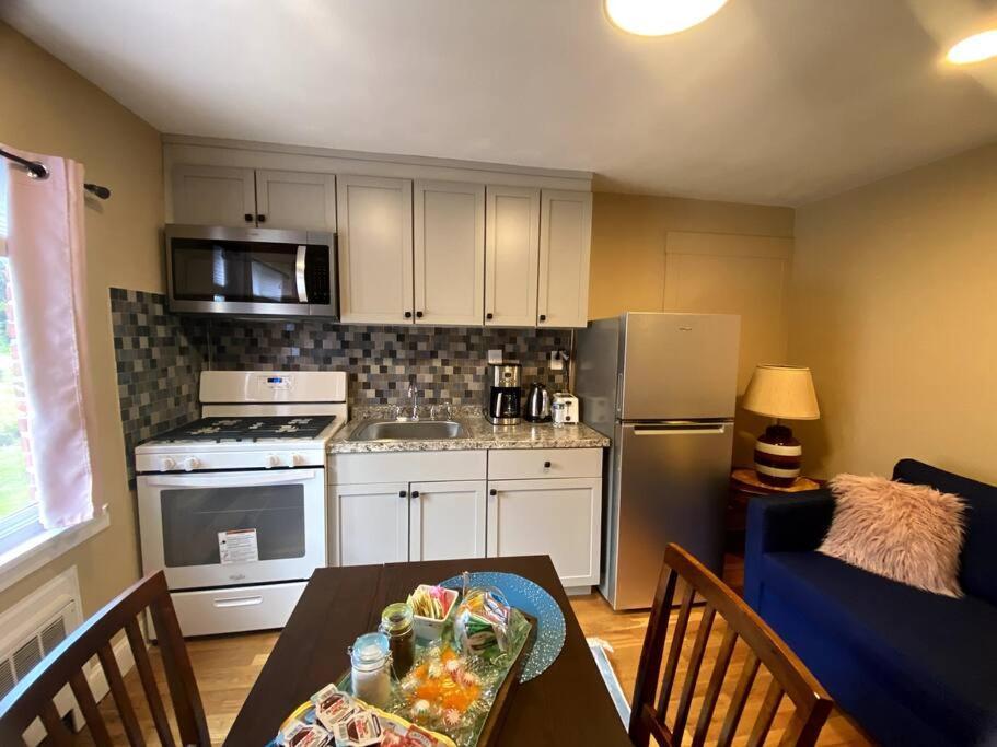 Cozy Boston Getaway Apartment! Free Parking Dış mekan fotoğraf