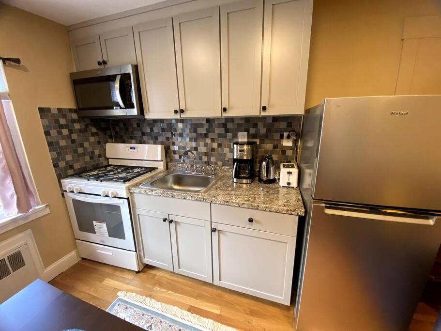 Cozy Boston Getaway Apartment! Free Parking Dış mekan fotoğraf